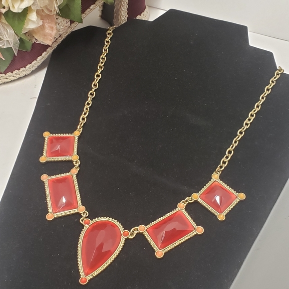 Stunning Ruby Red Tear Drop & Square Gold Statement Necklace - Picture 2 of 8